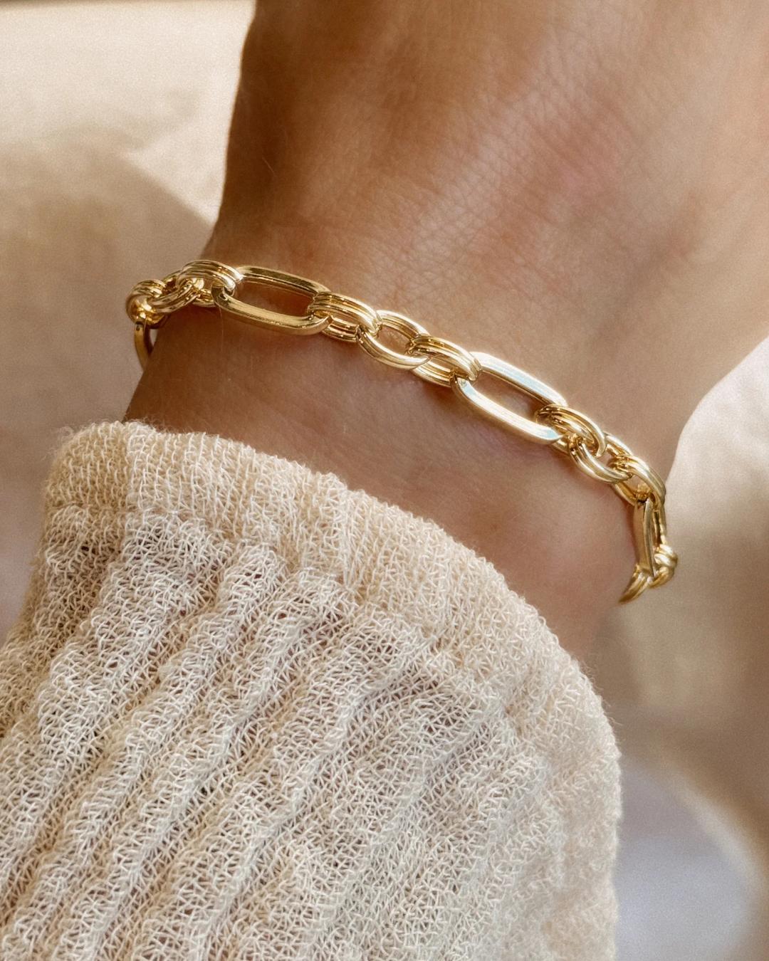 chain link gold bracelet