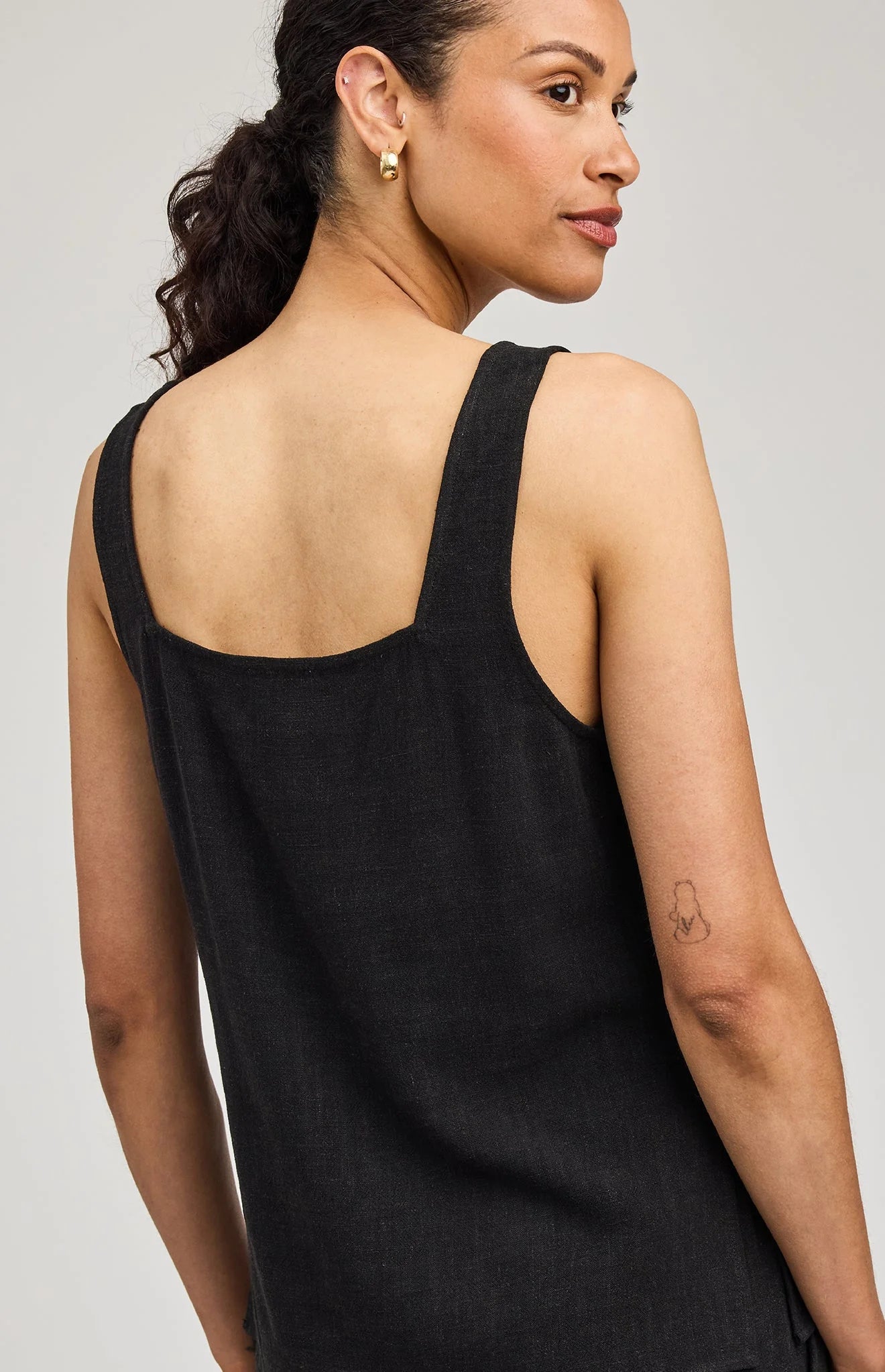 black linen tank