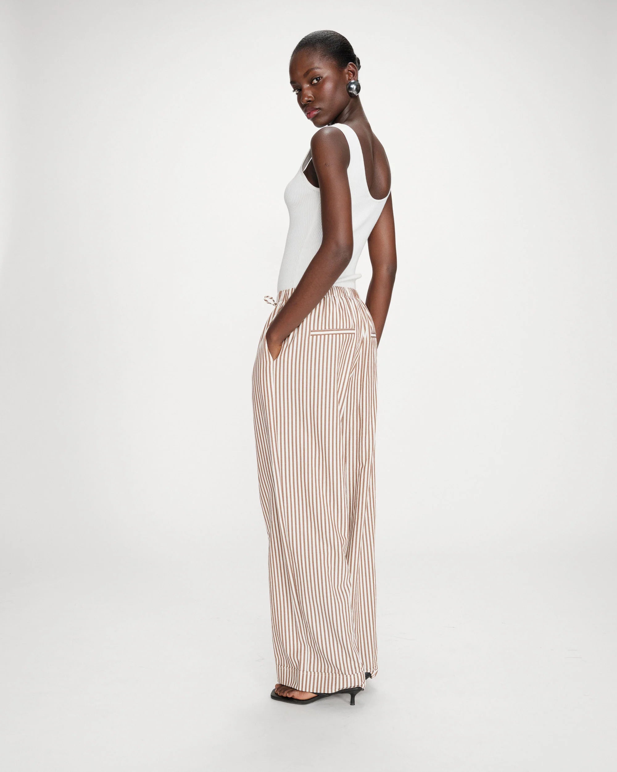 wide leg striped pant in brown