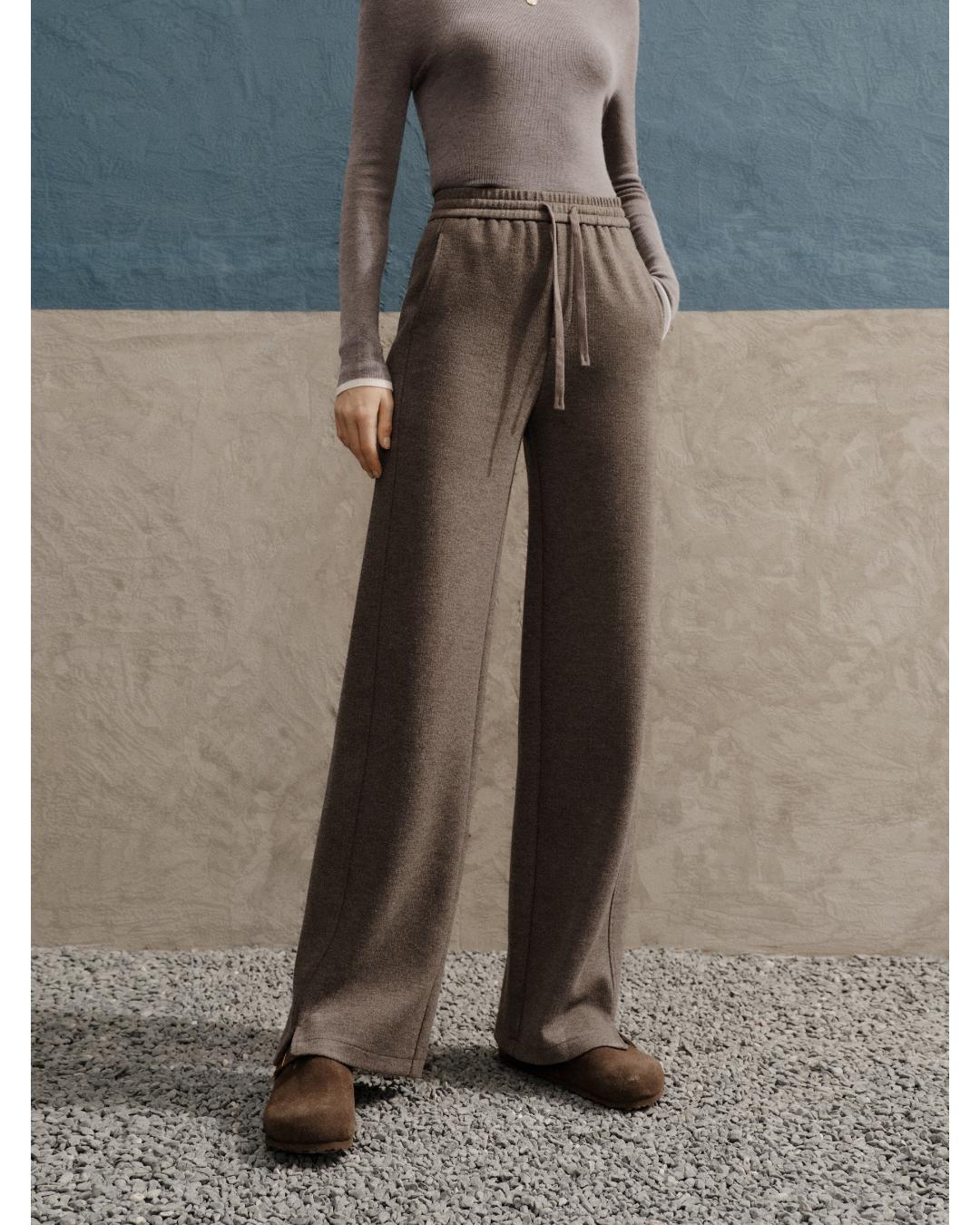 wide leg lounge pant in light brown