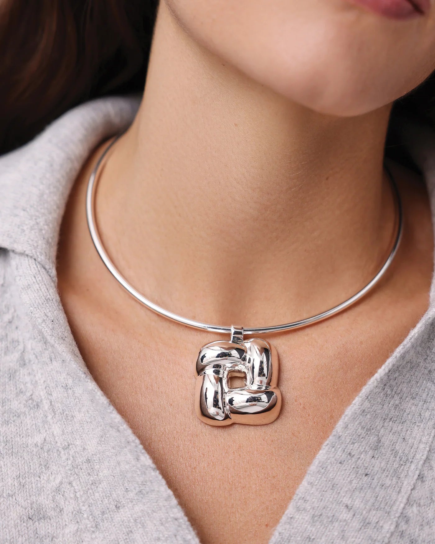 silver woven pendant necklace