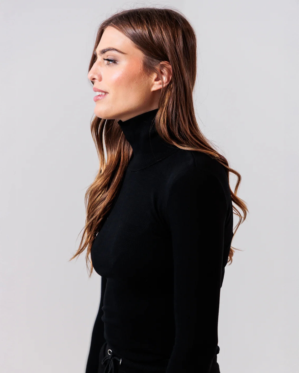 Apres Actif Ribbed Turtleneck in Black