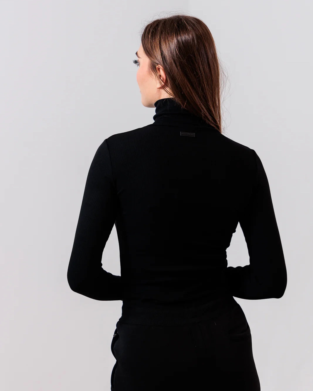 Apres Actif Ribbed Turtleneck in Black