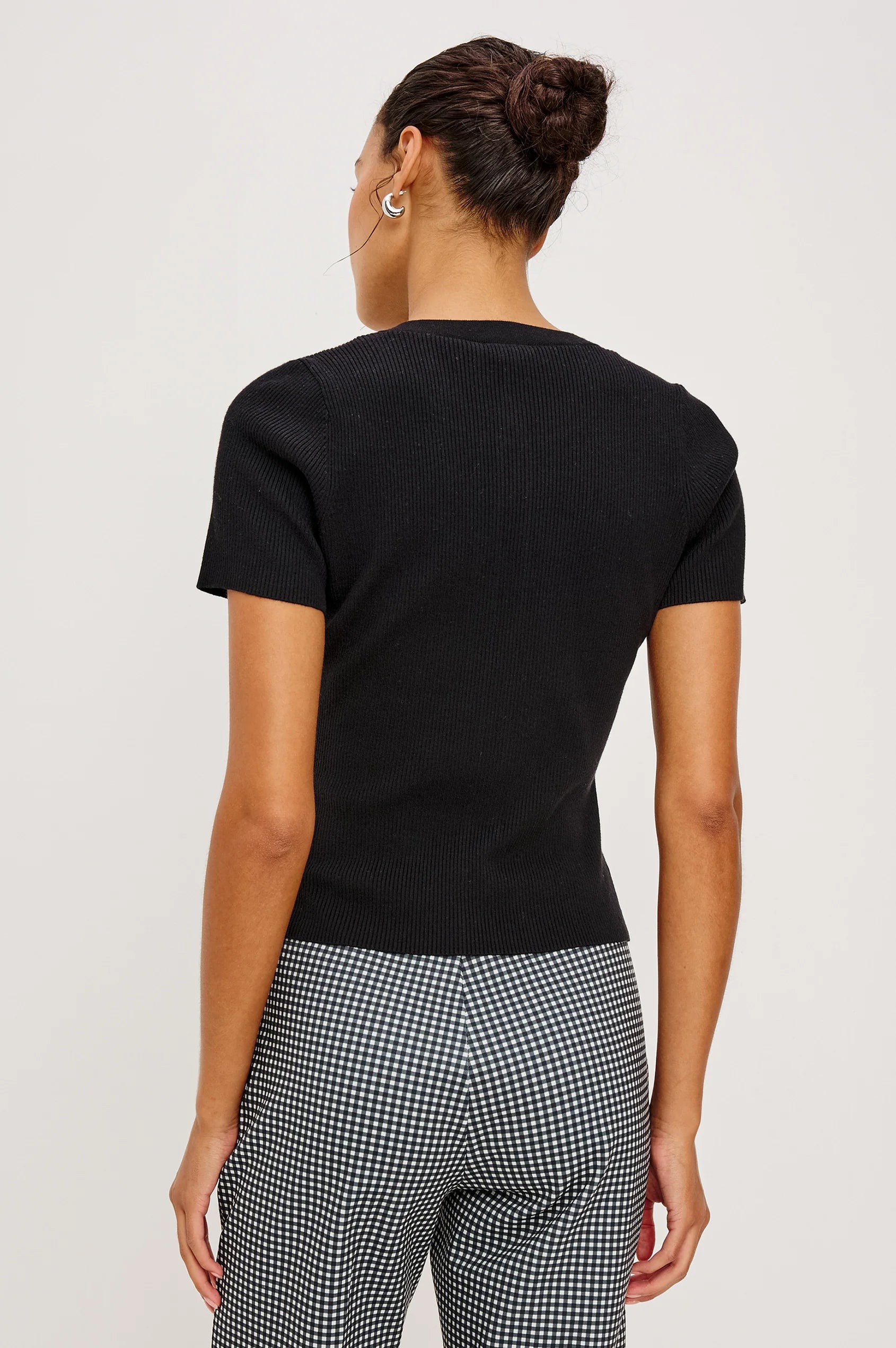 black shot sleeve top with buttons down