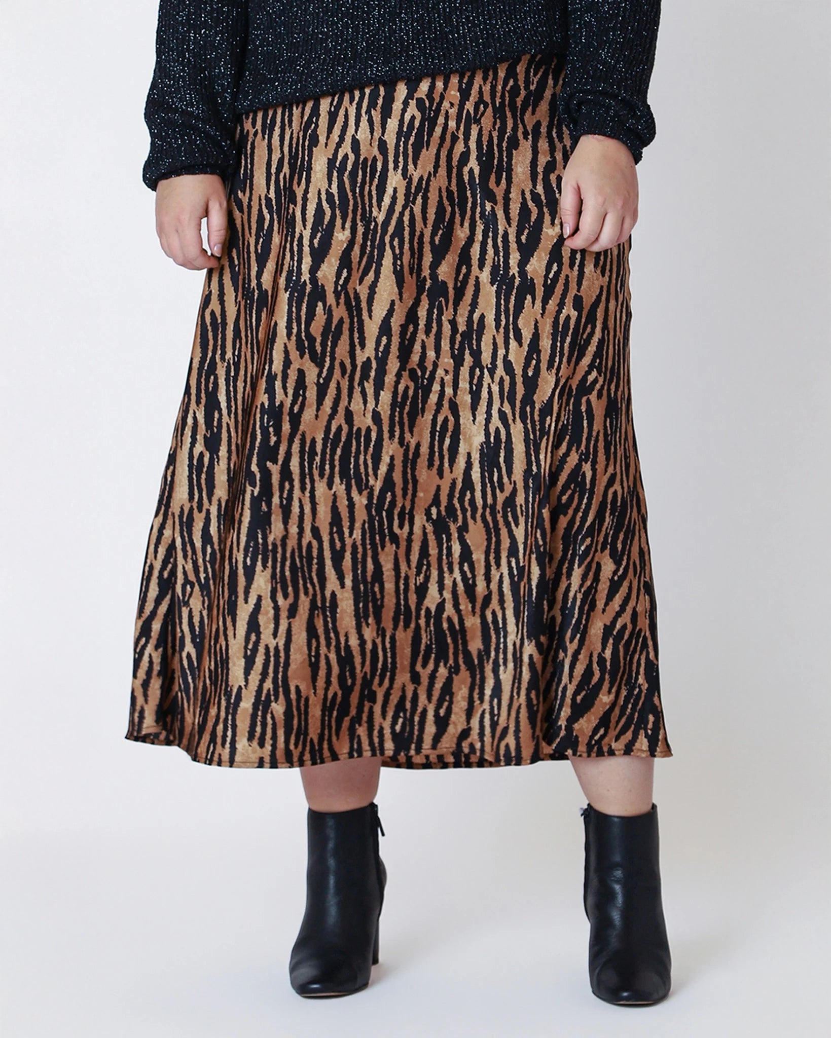 Dex Satin Slip Maxi Skirt Tiger Print