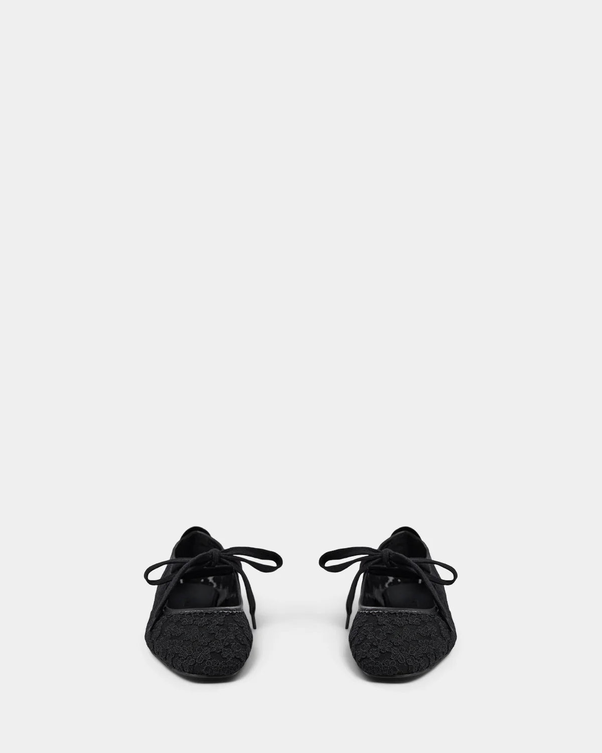 lace ballet flats in black