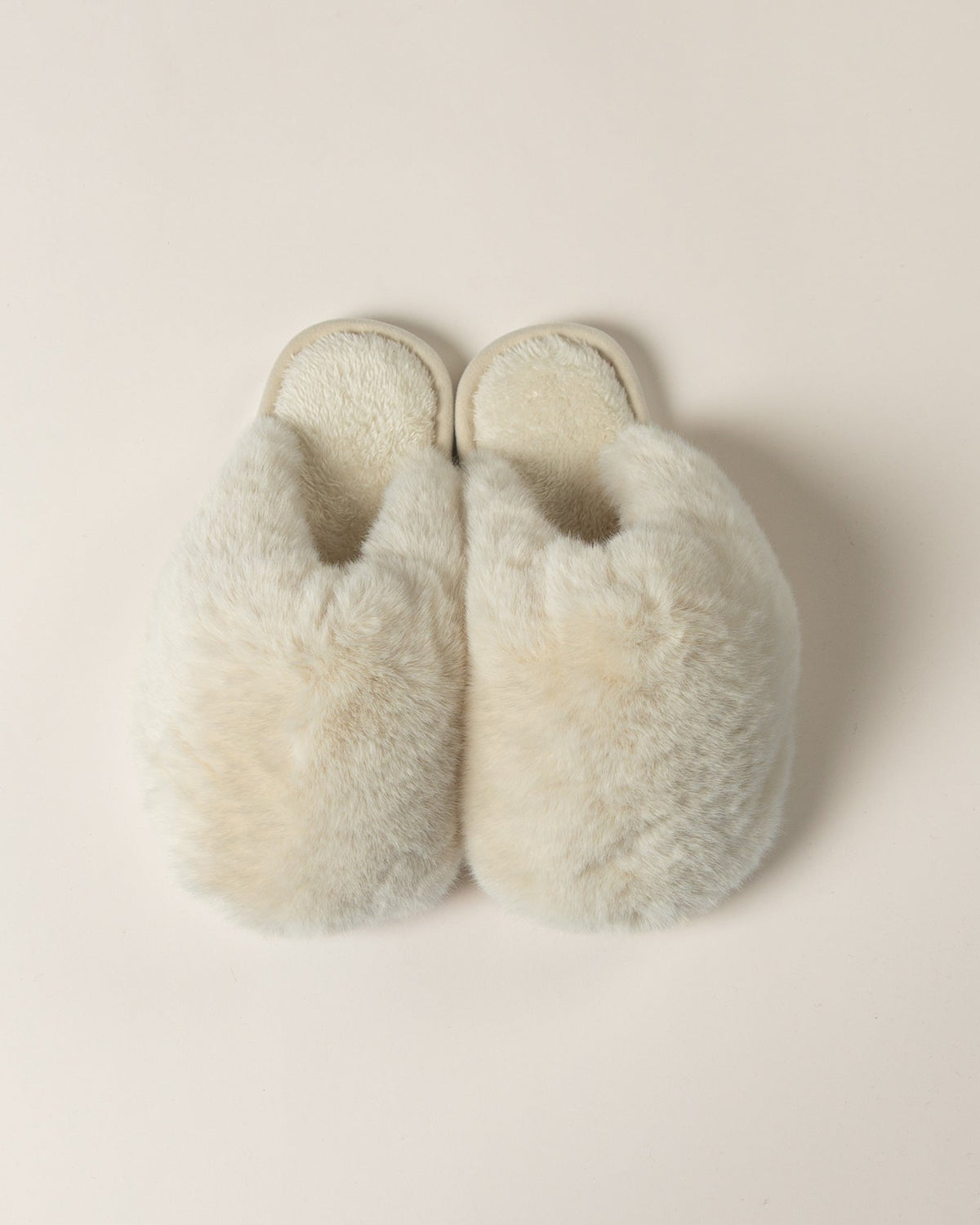 white faux fur slipper slide
