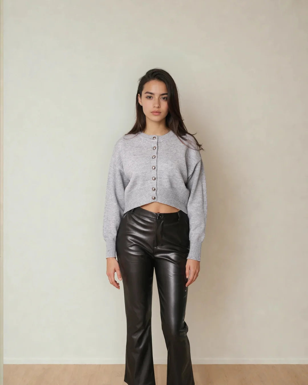 grey cardigan cropped with silver buttons