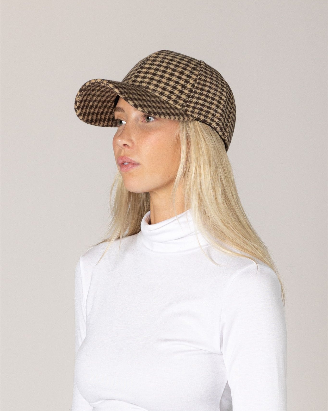 brown houndstooth baseball hat