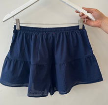 Load image into Gallery viewer, V Shorts Cotton
