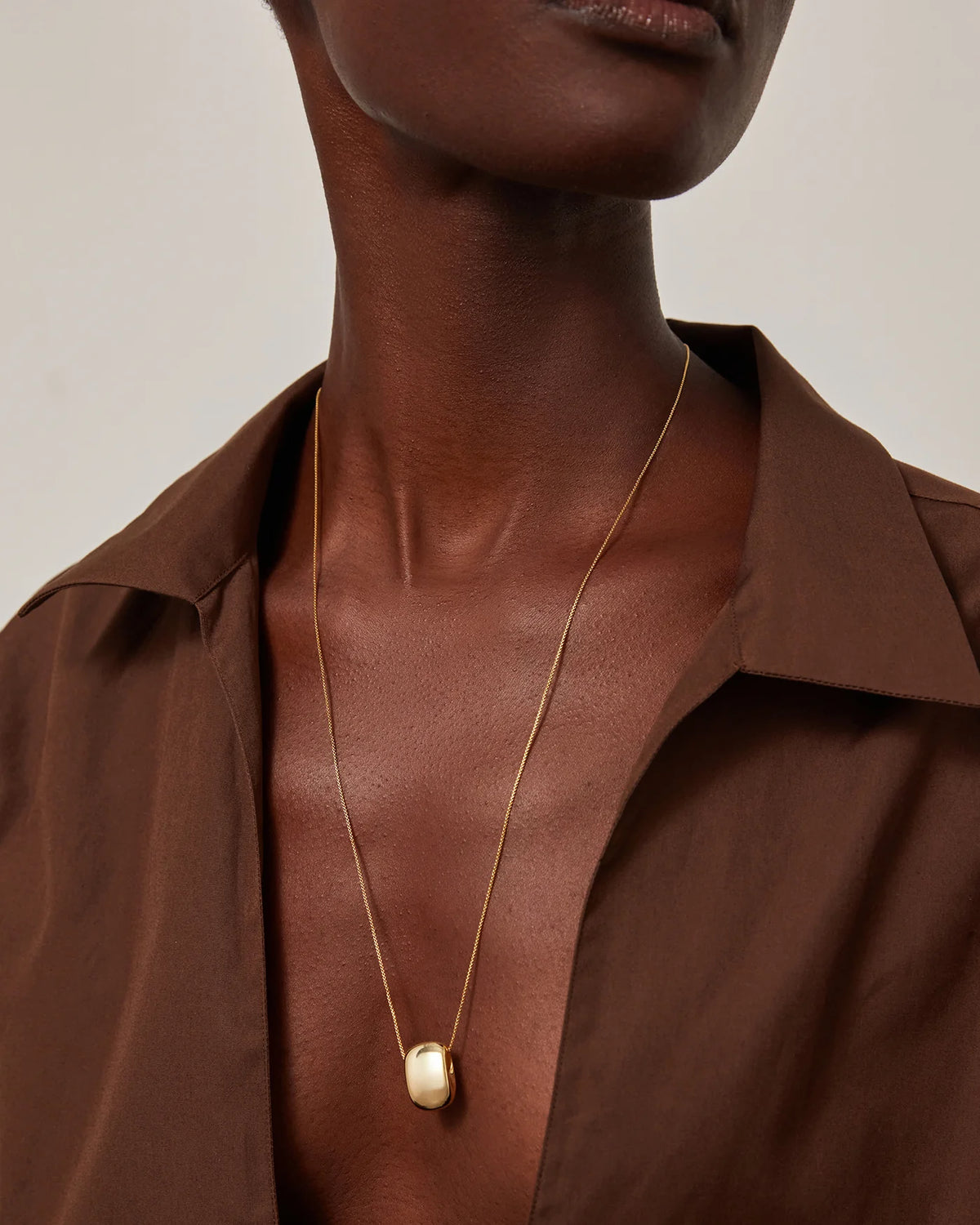 gold long pendant necklace