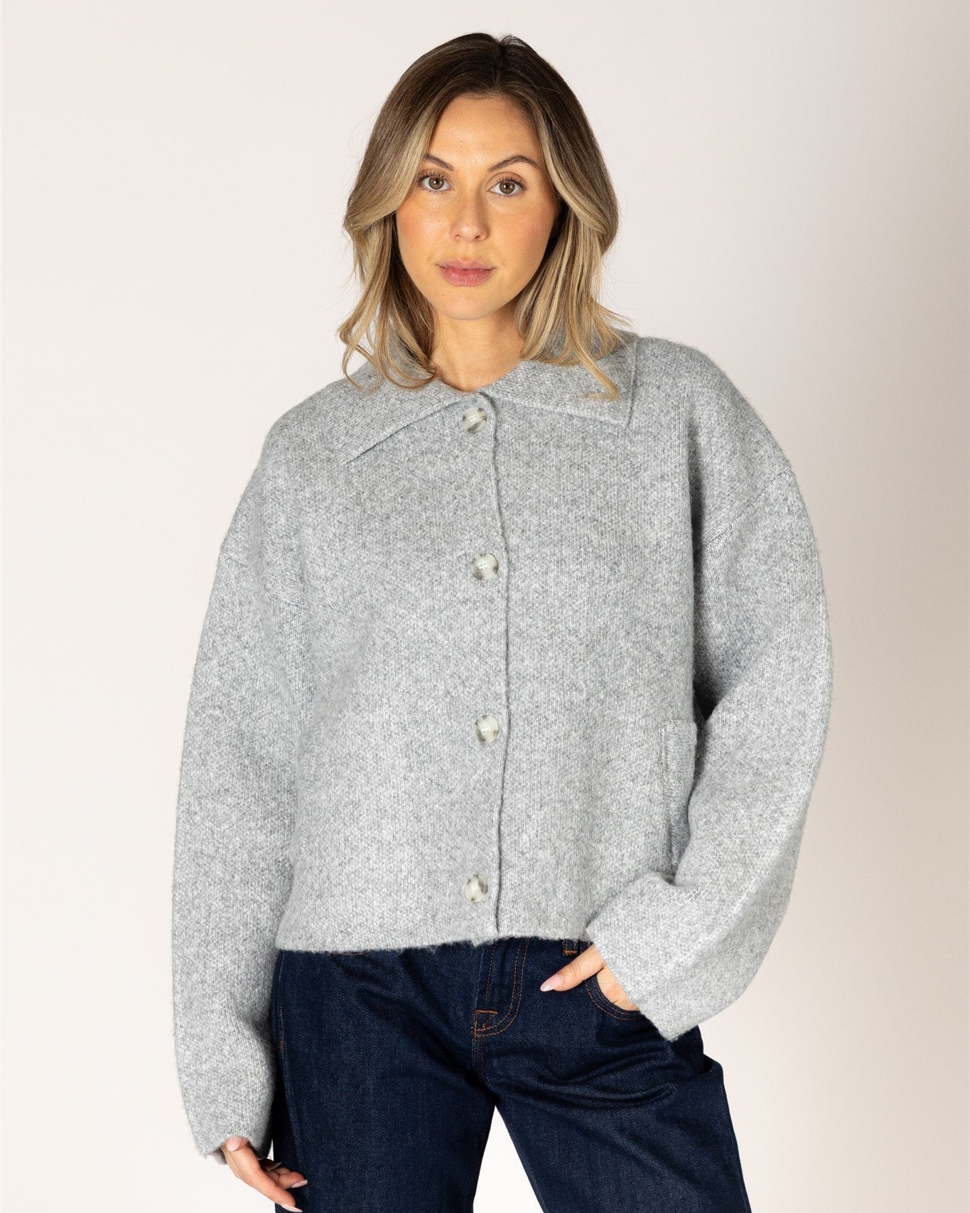grey knit short jacket 