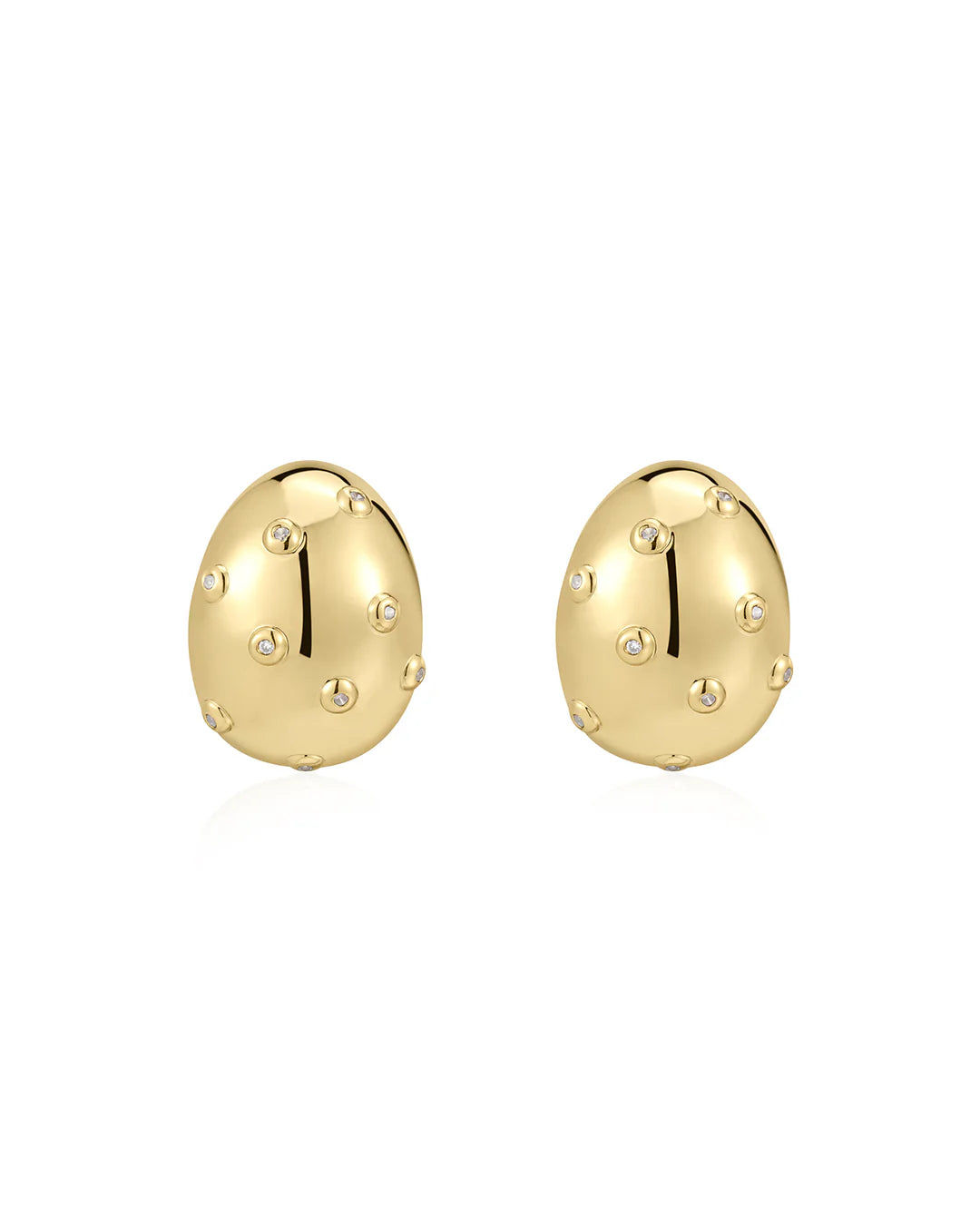gold earrings