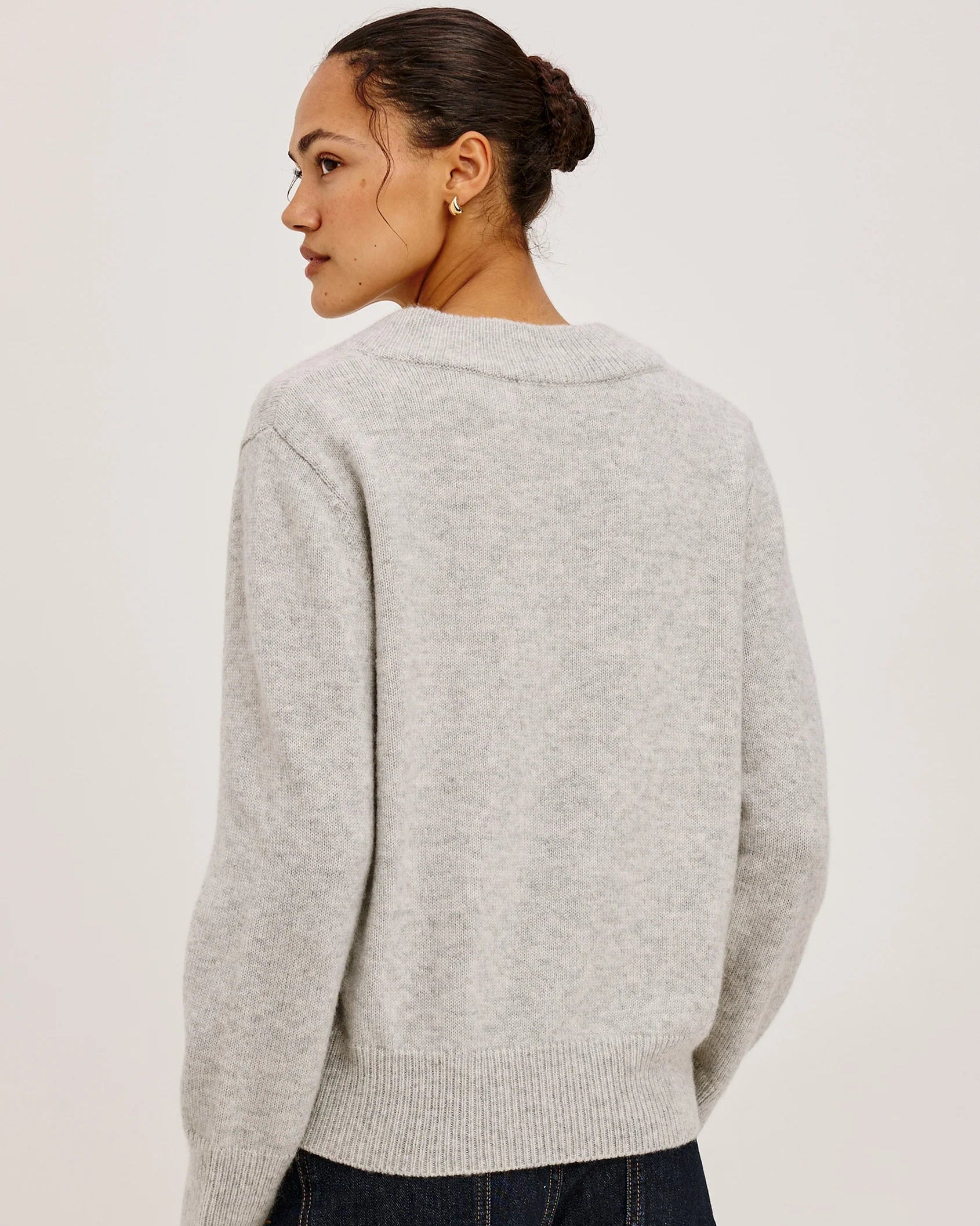 v-neck grey knit sweater