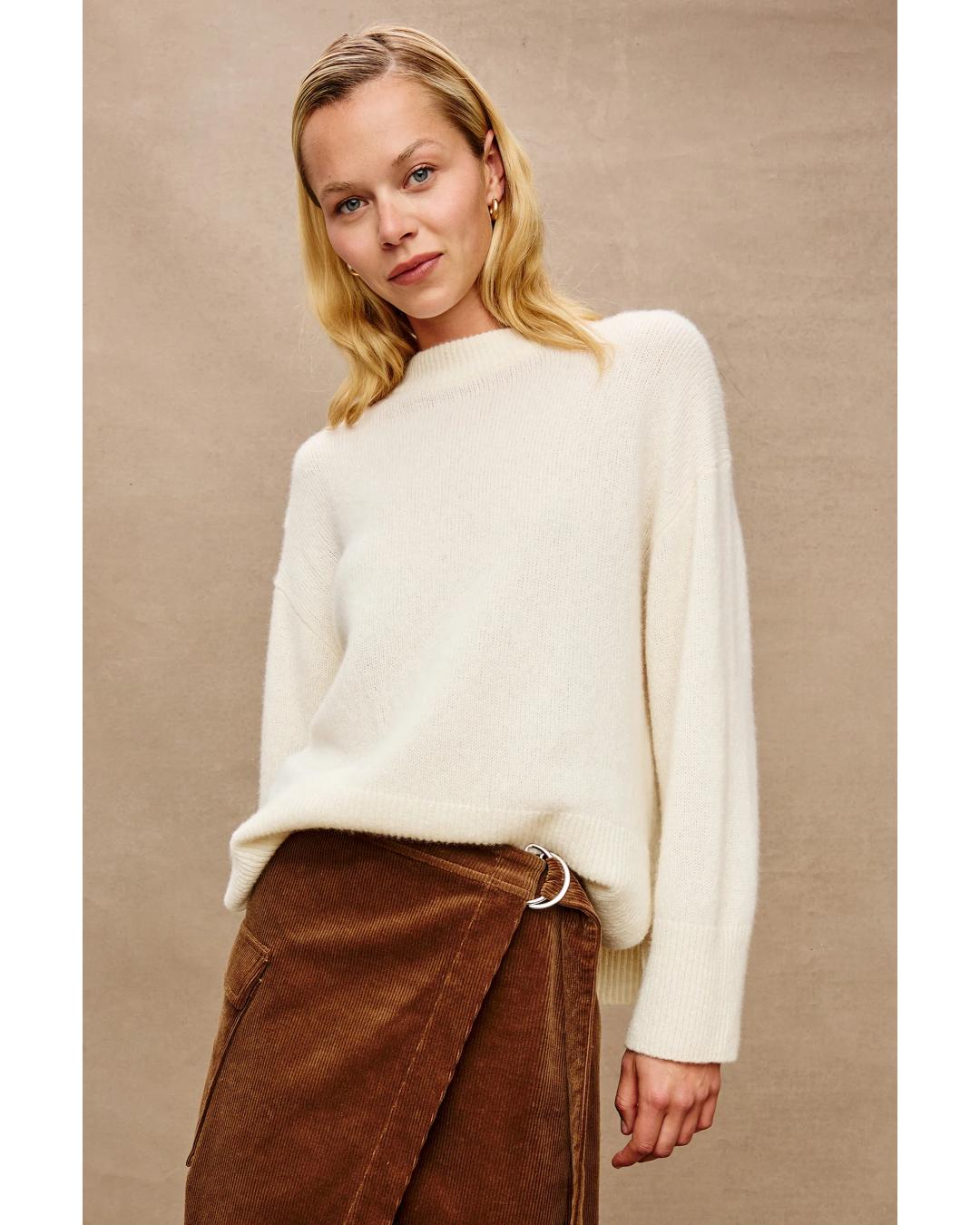 ivory cashmere long sleeve sweater