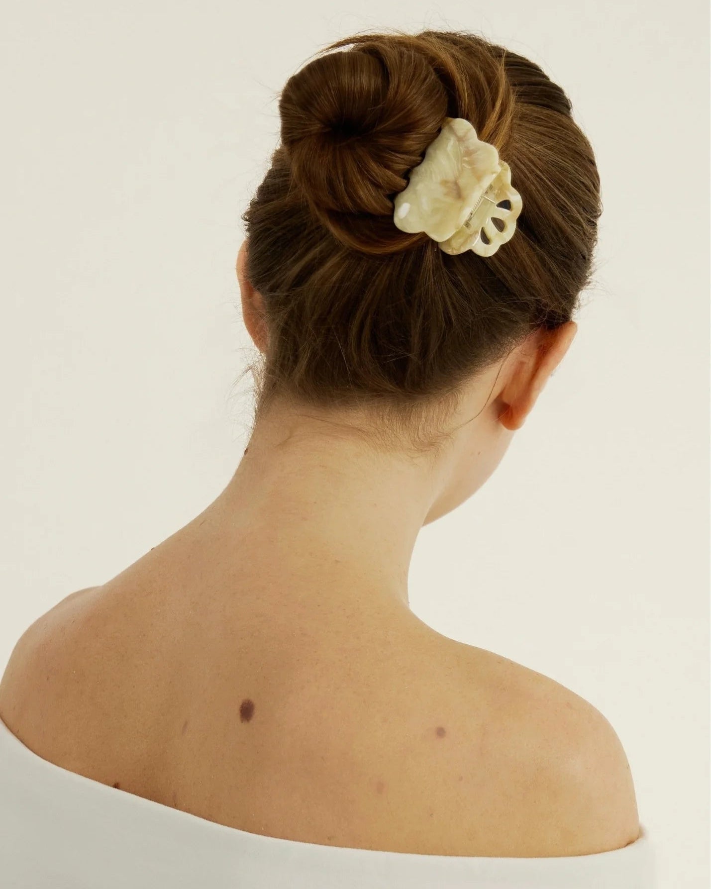 mini cream claw clip