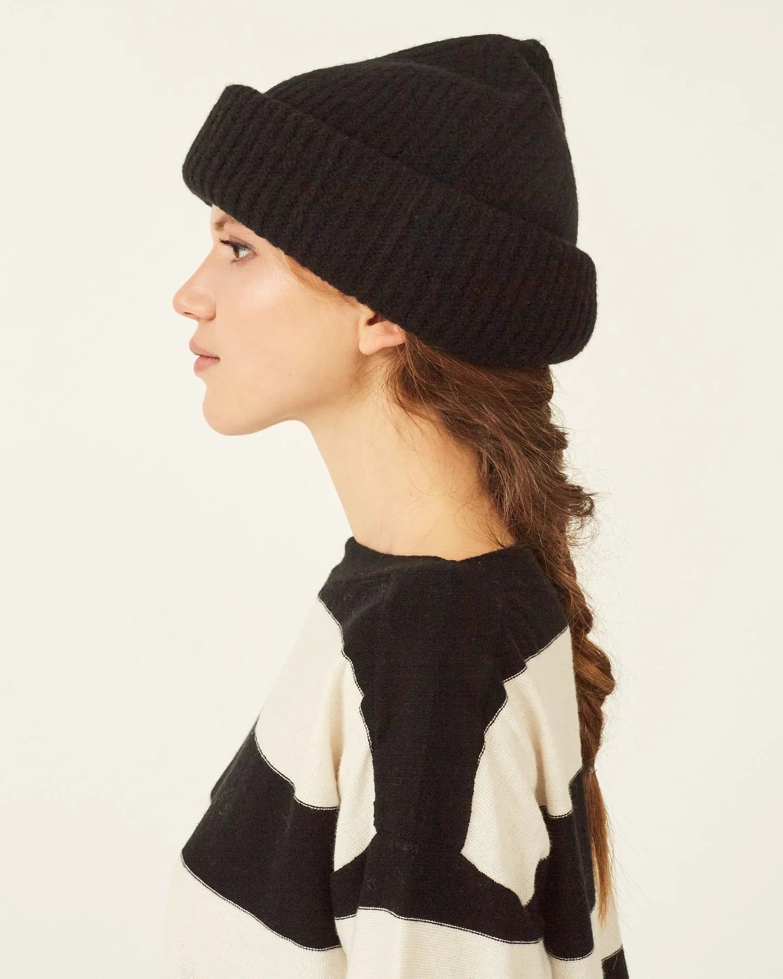 Naif Eliana Beanie Hat in Black