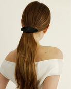 black oval clip 