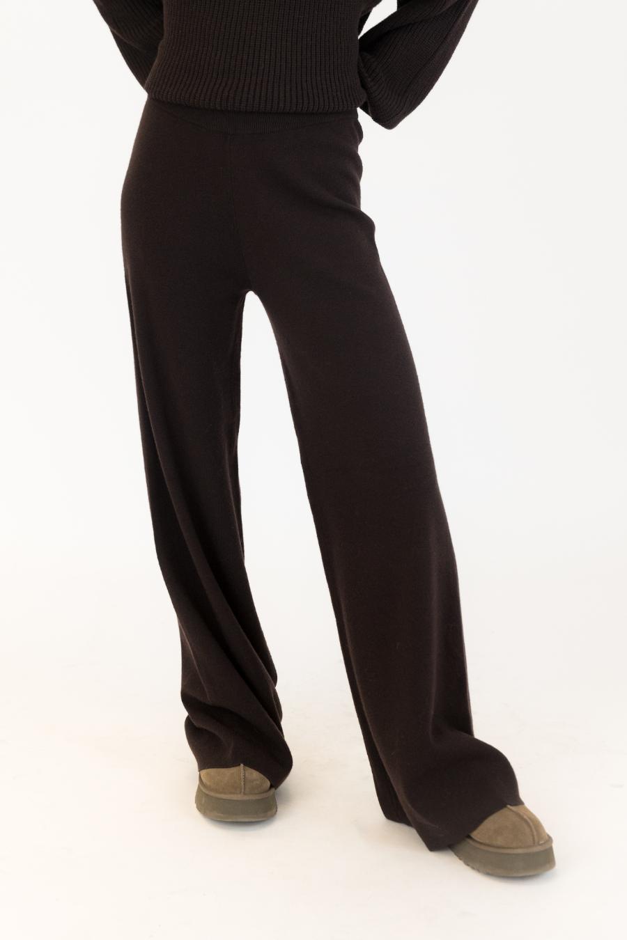 brown knit pant