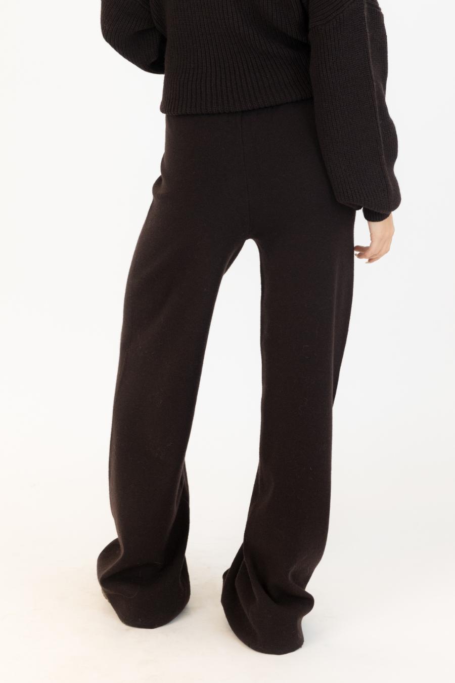 brown knit pant