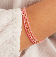 Load image into Gallery viewer, Poppy Gem Bracelet
