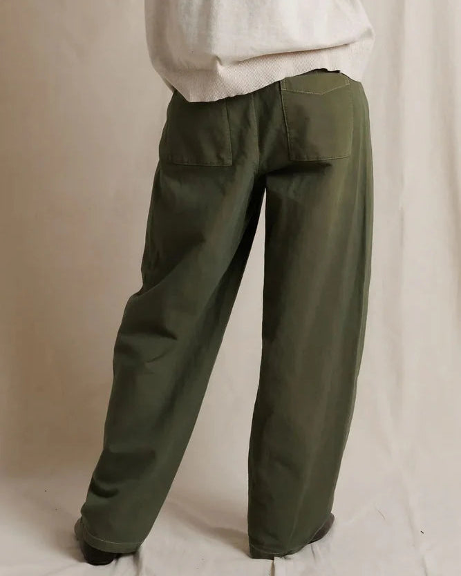 barrel leg green pant