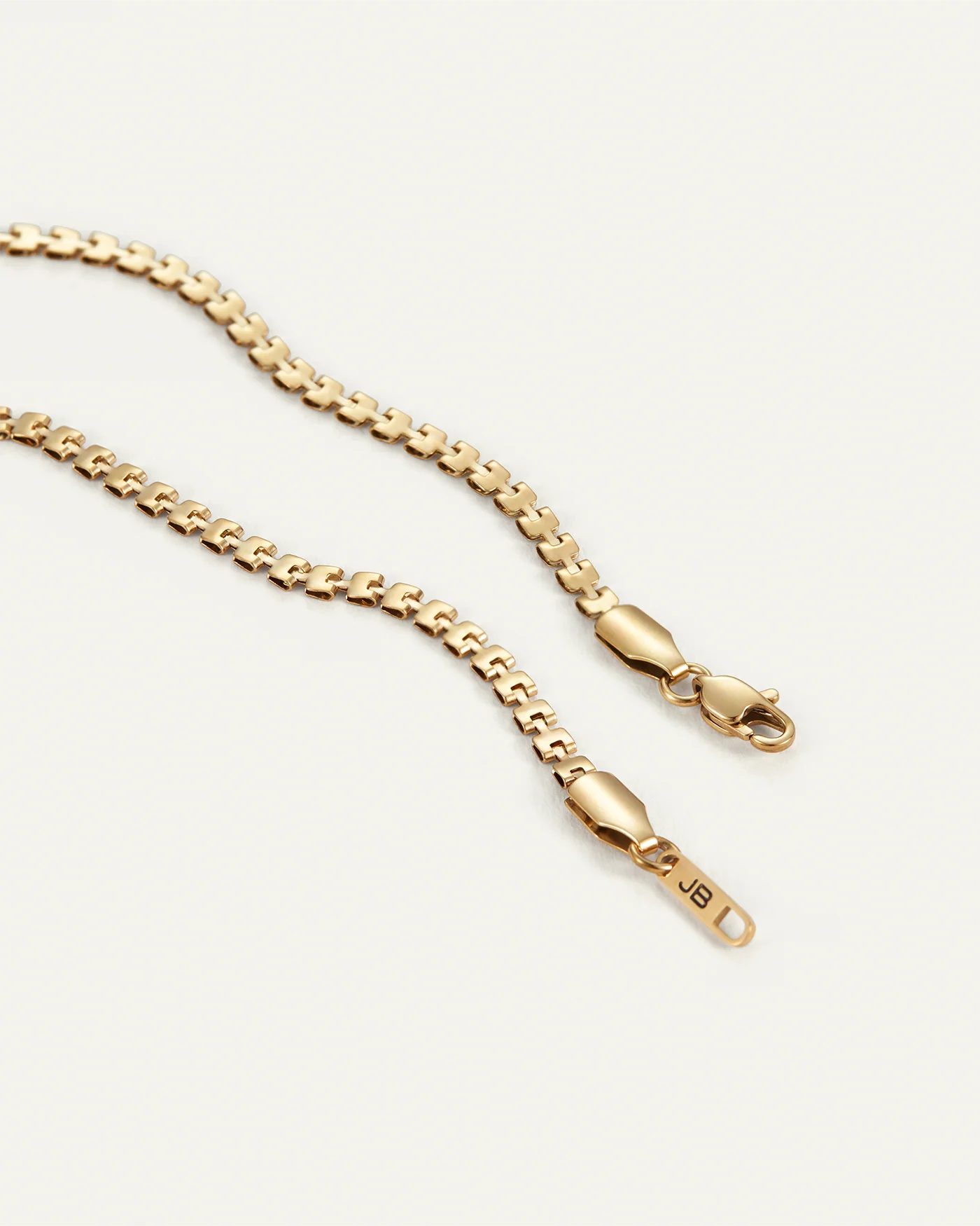 thin gold detailed necklace