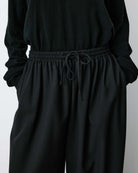 black balloon pant