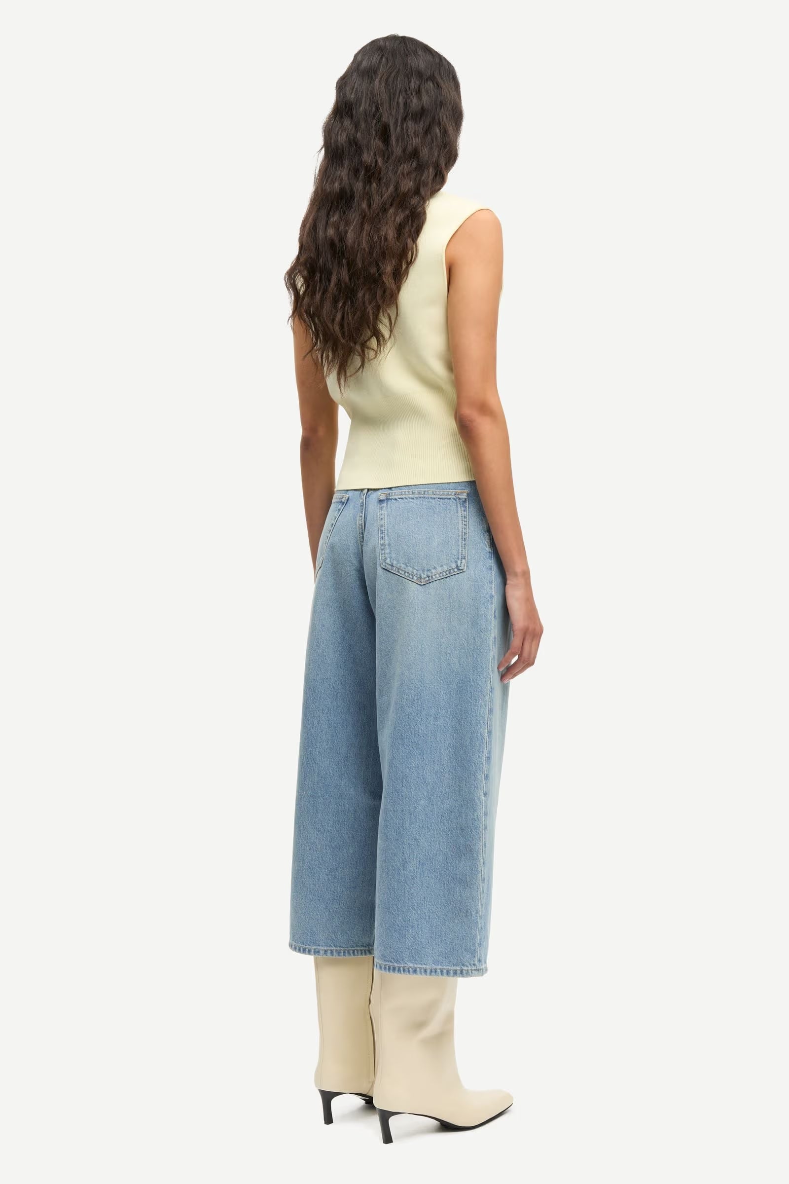 sleeveless cardigan in yellow