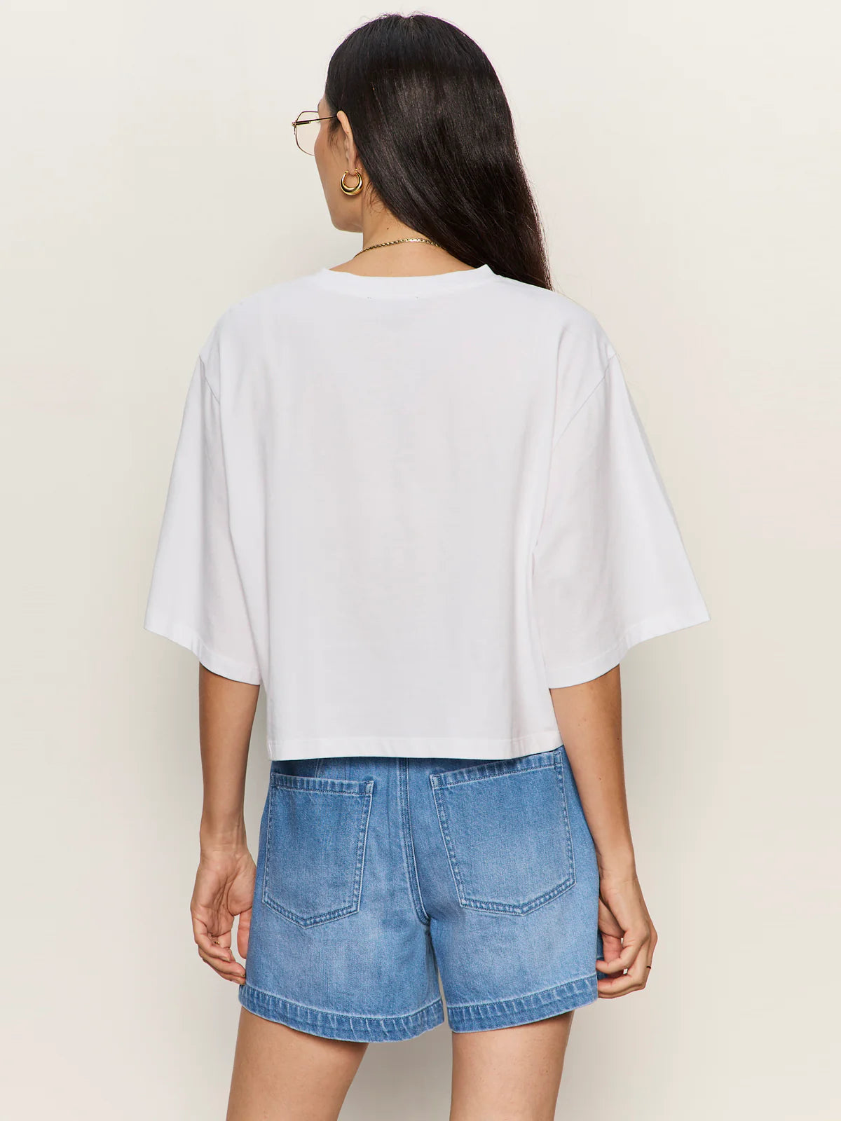white boxy cropped tee 