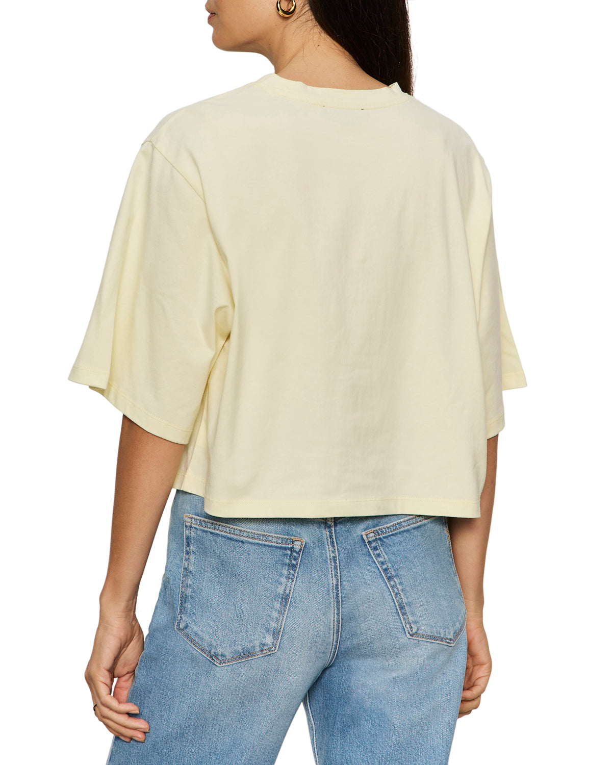 oversized tee in light yellow
