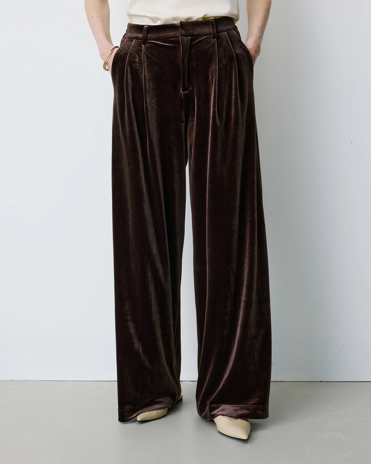 wide leg velvet brown pant