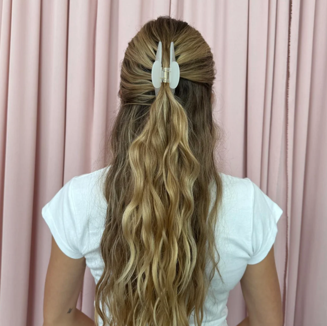 white claw clip with pink jewels