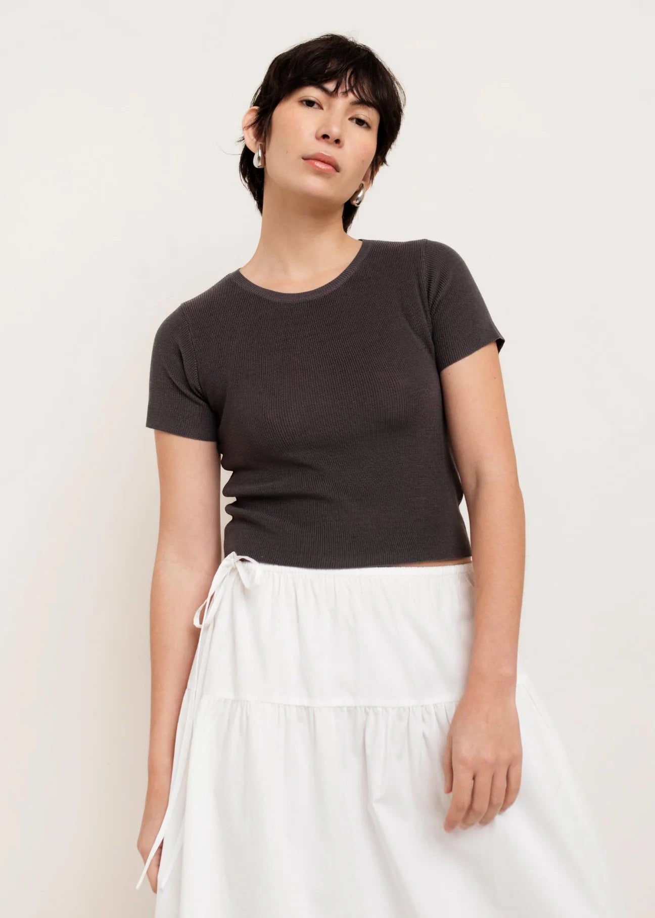crop t-shirt in dark grey
