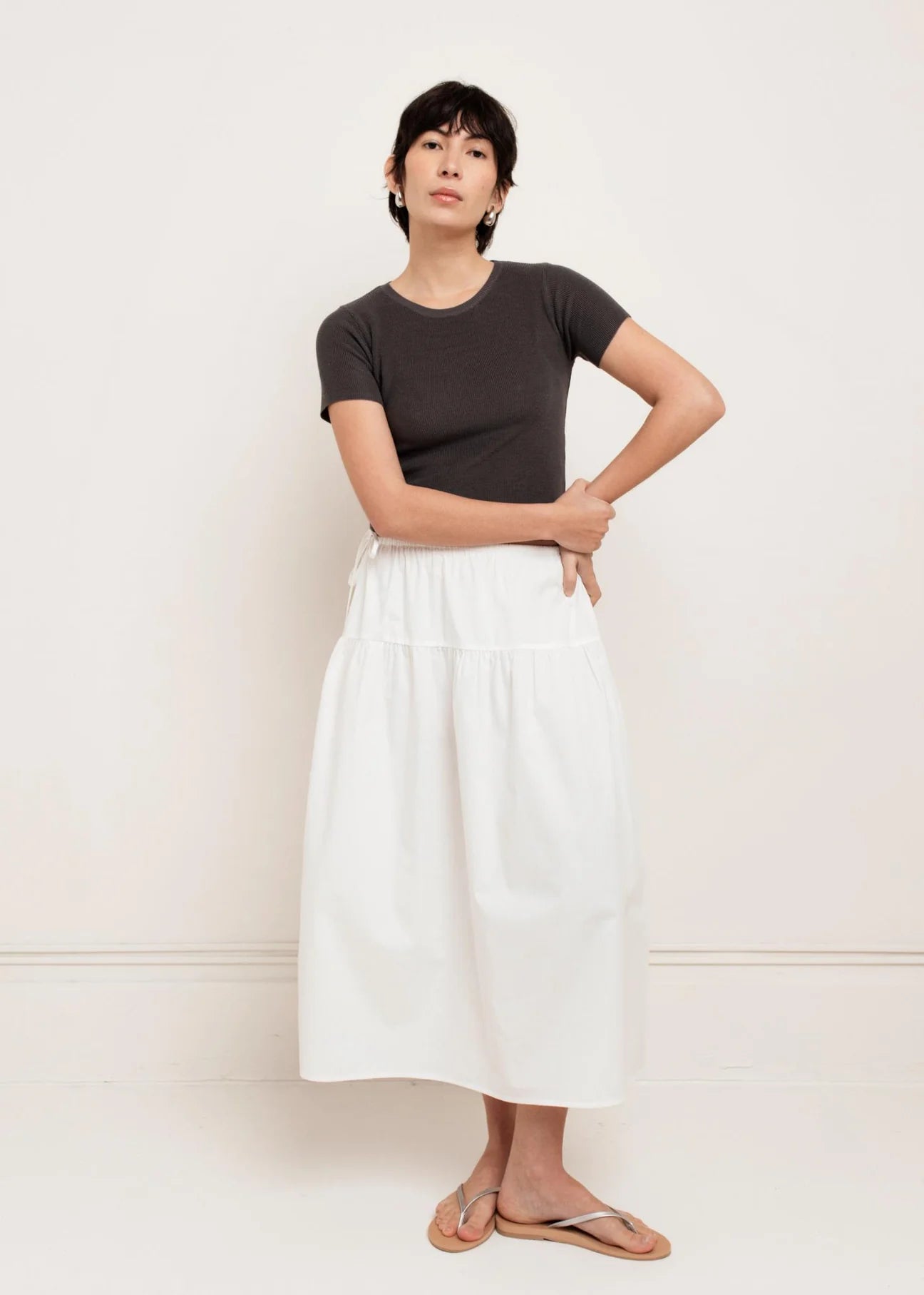 crop t-shirt in dark grey