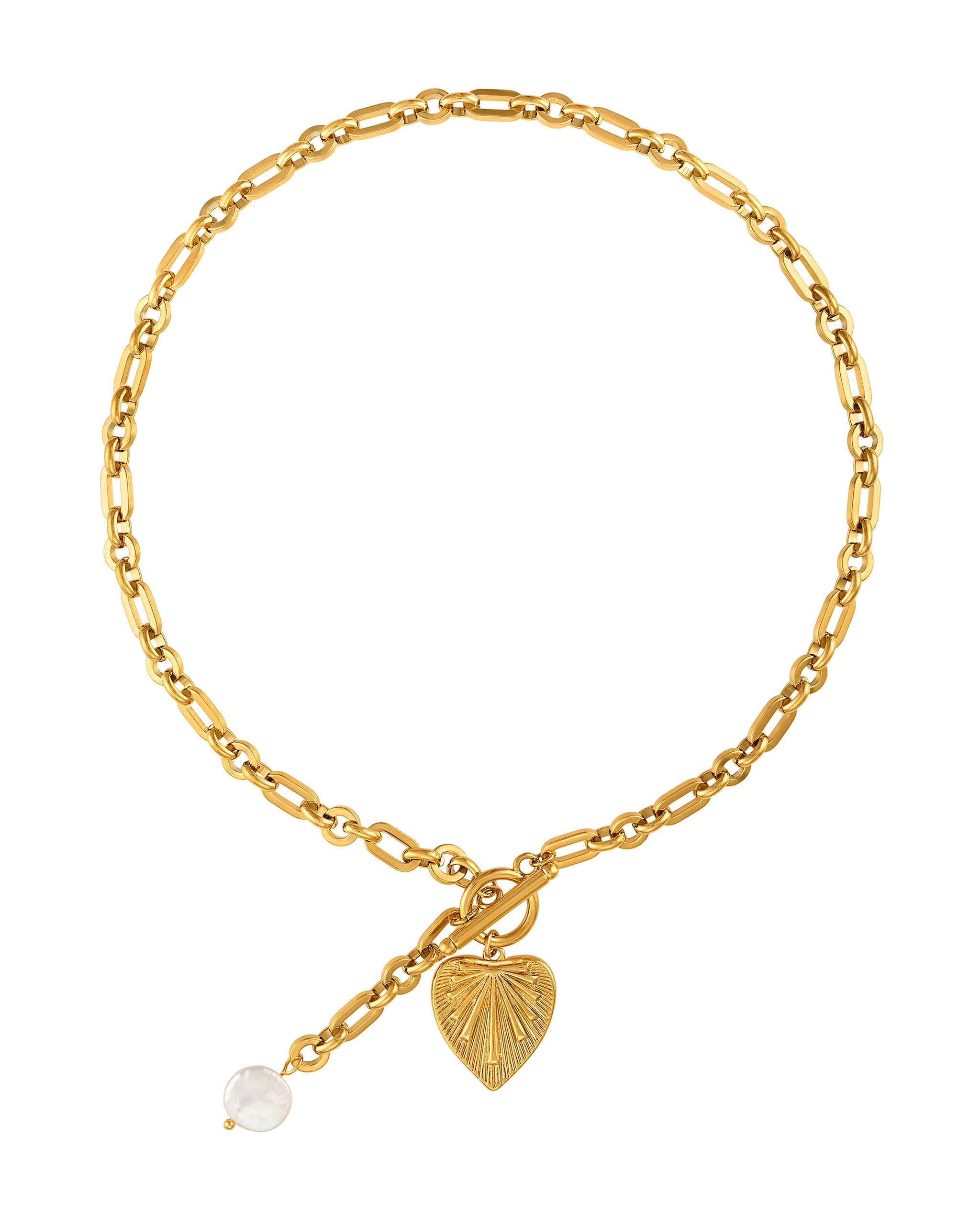 gold chain necklace with heart pendant 