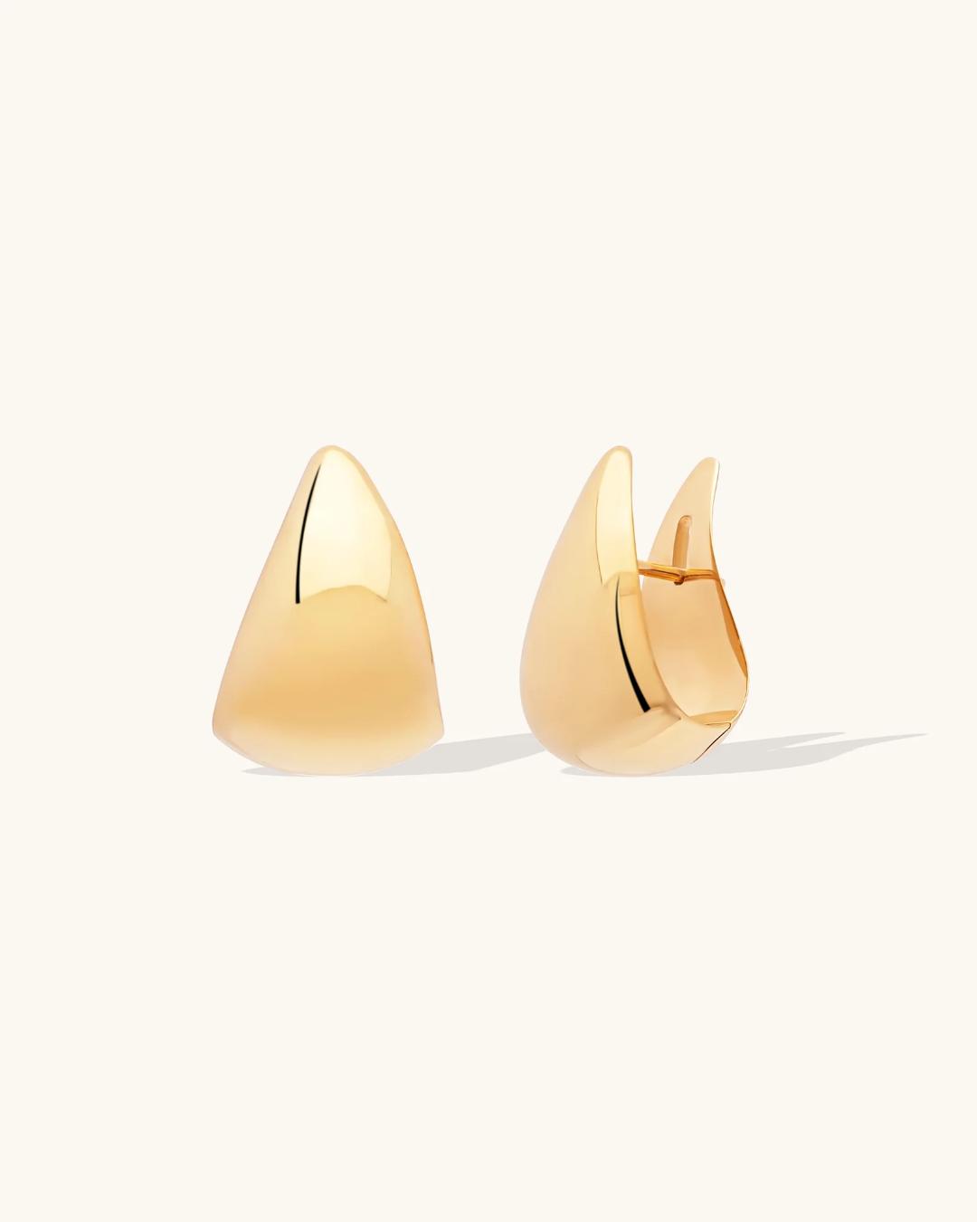 large triangle shaped claw hoops