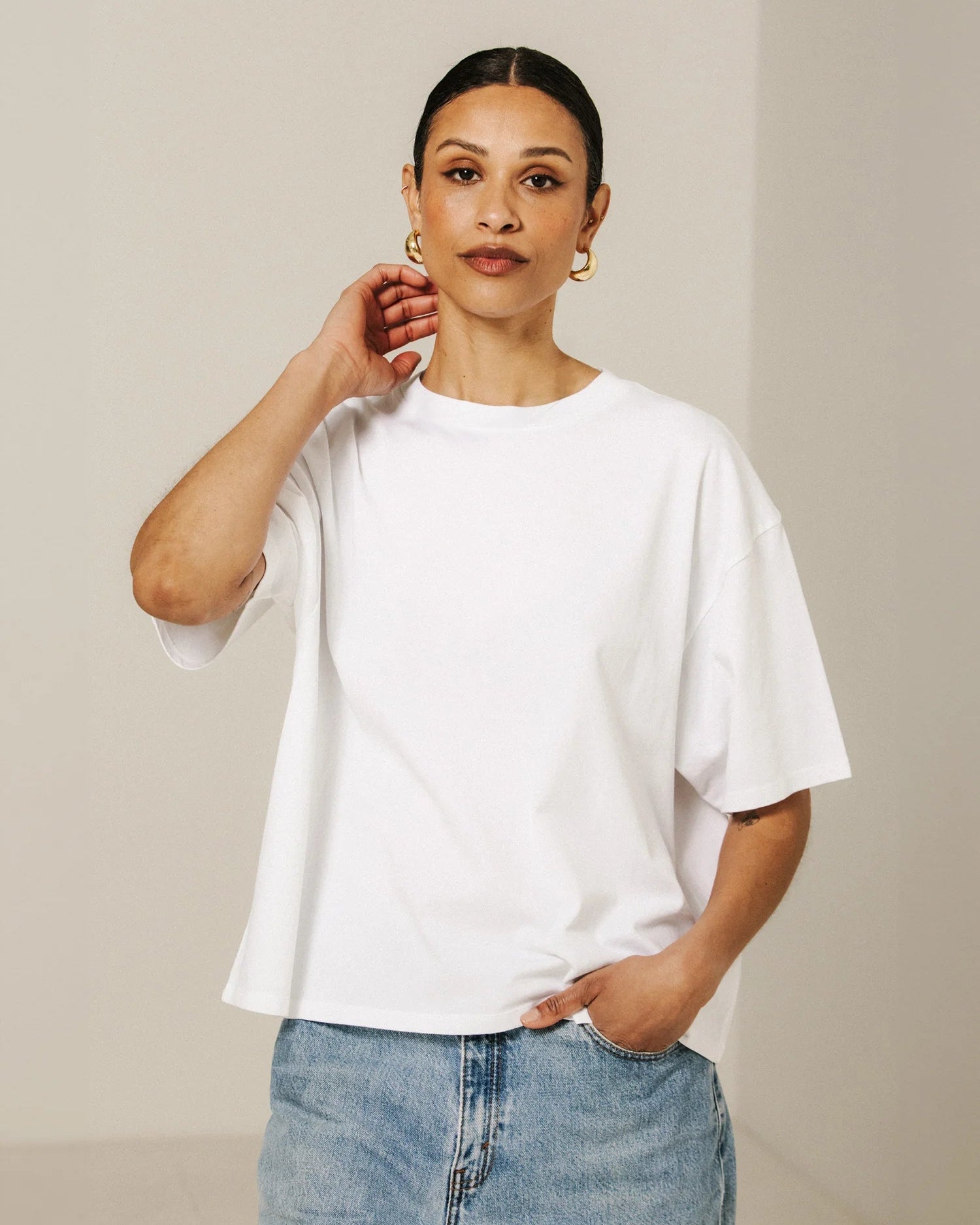 oversized short sleeve boxy t-shirt in white