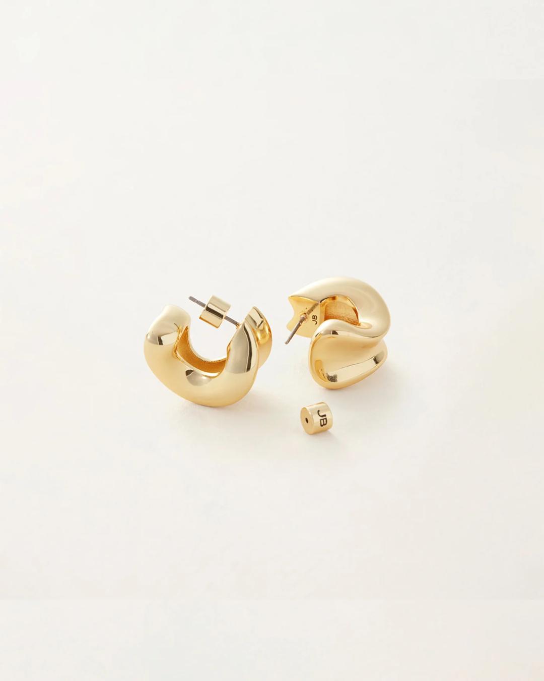 chunky gold hoops