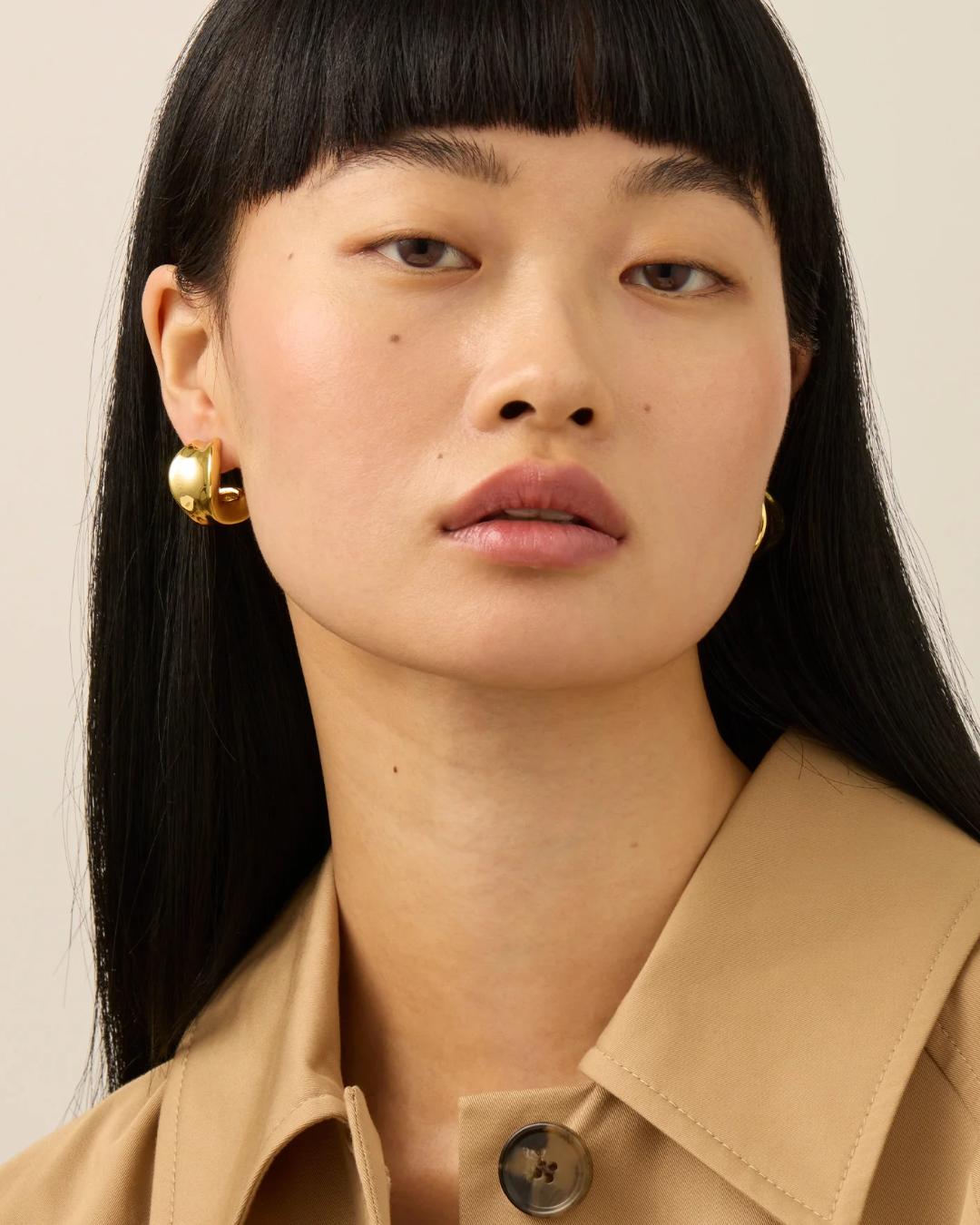 chunky gold hoops