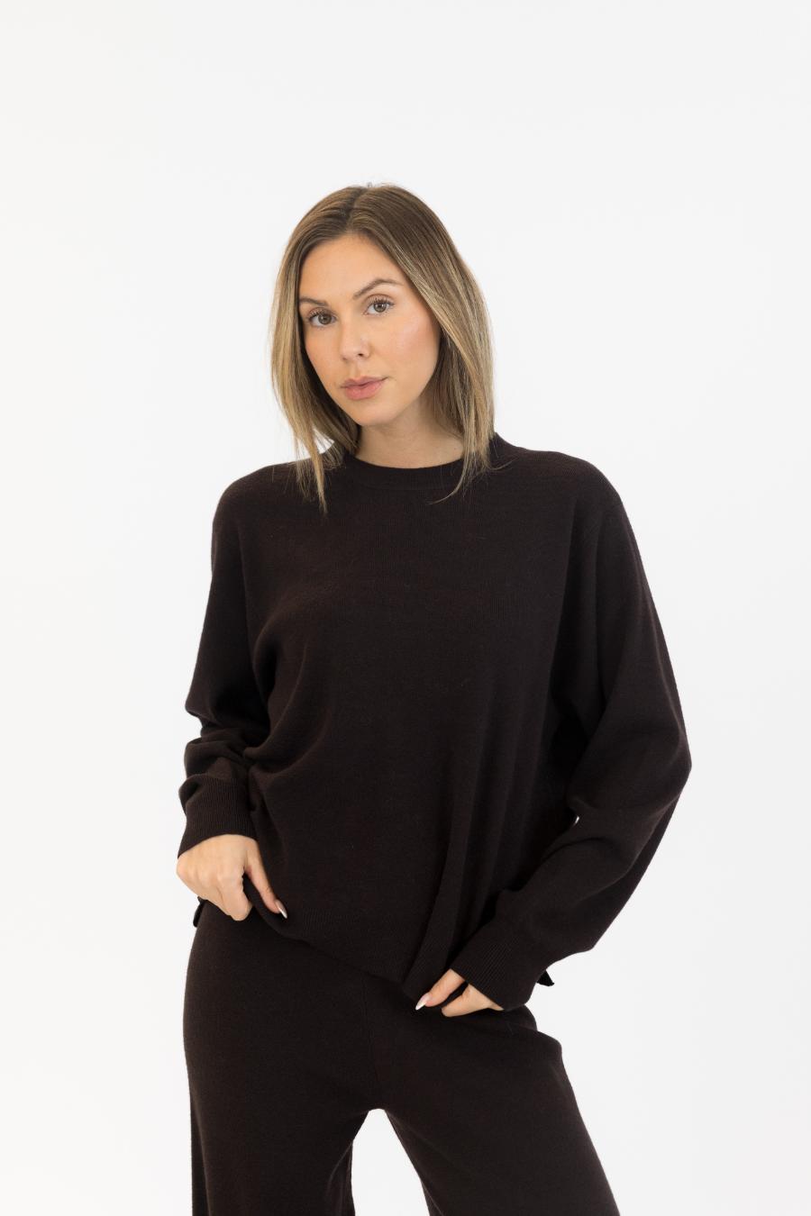 brown pullover sweater
