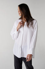 Load image into Gallery viewer, Redondo Button Up Shirt
