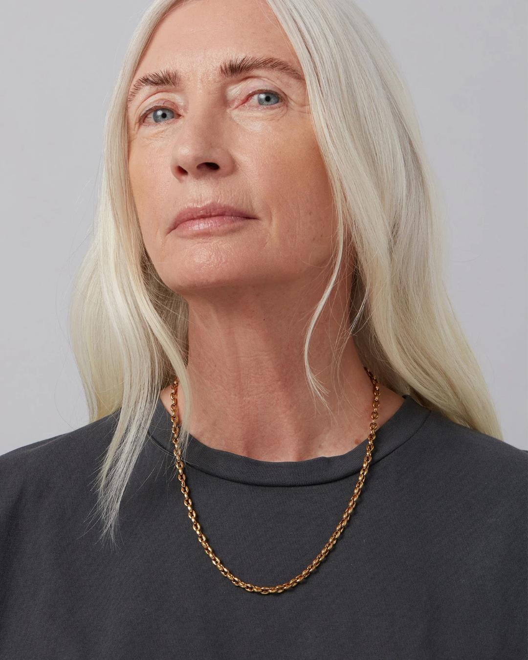 gold chain necklace