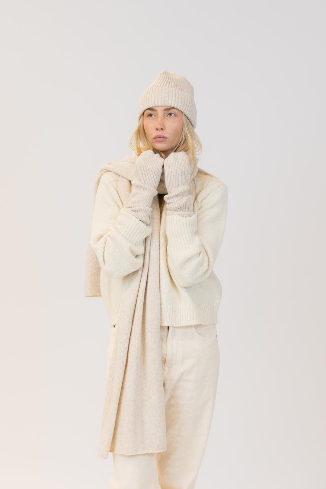 beige knit beanie