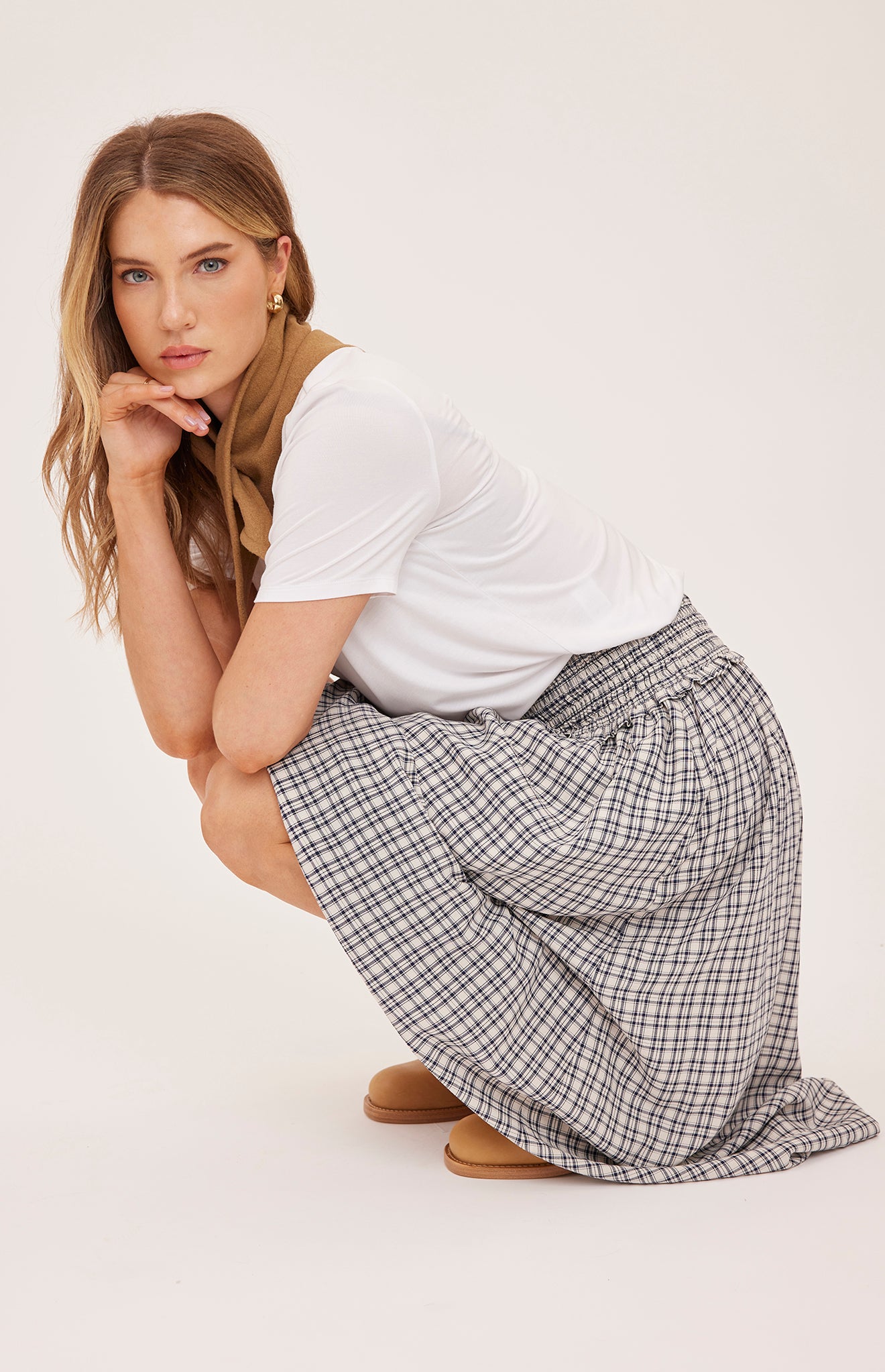 skirt in cream and black checkered pattern