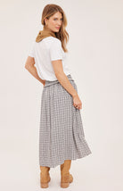skirt in cream and black checkered pattern