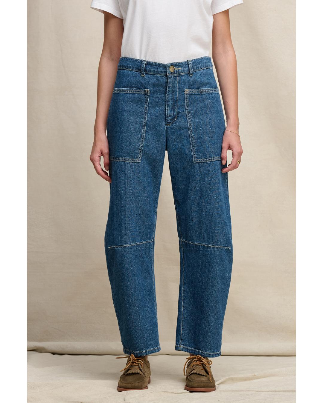 blue jeans with a barrel leg