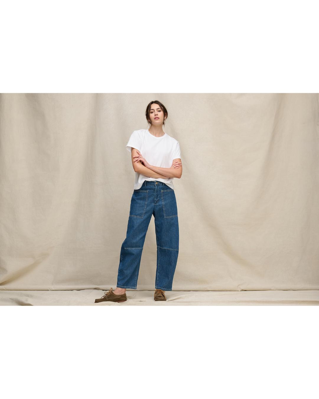 blue jeans with a barrel leg