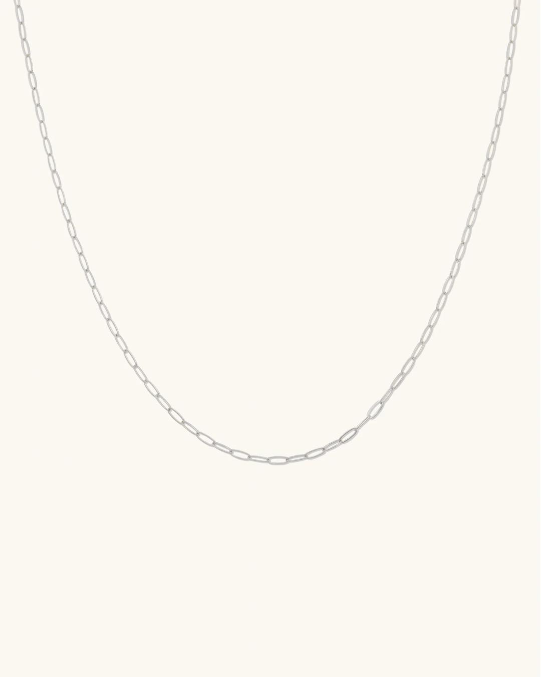 paper clip necklace in silver
