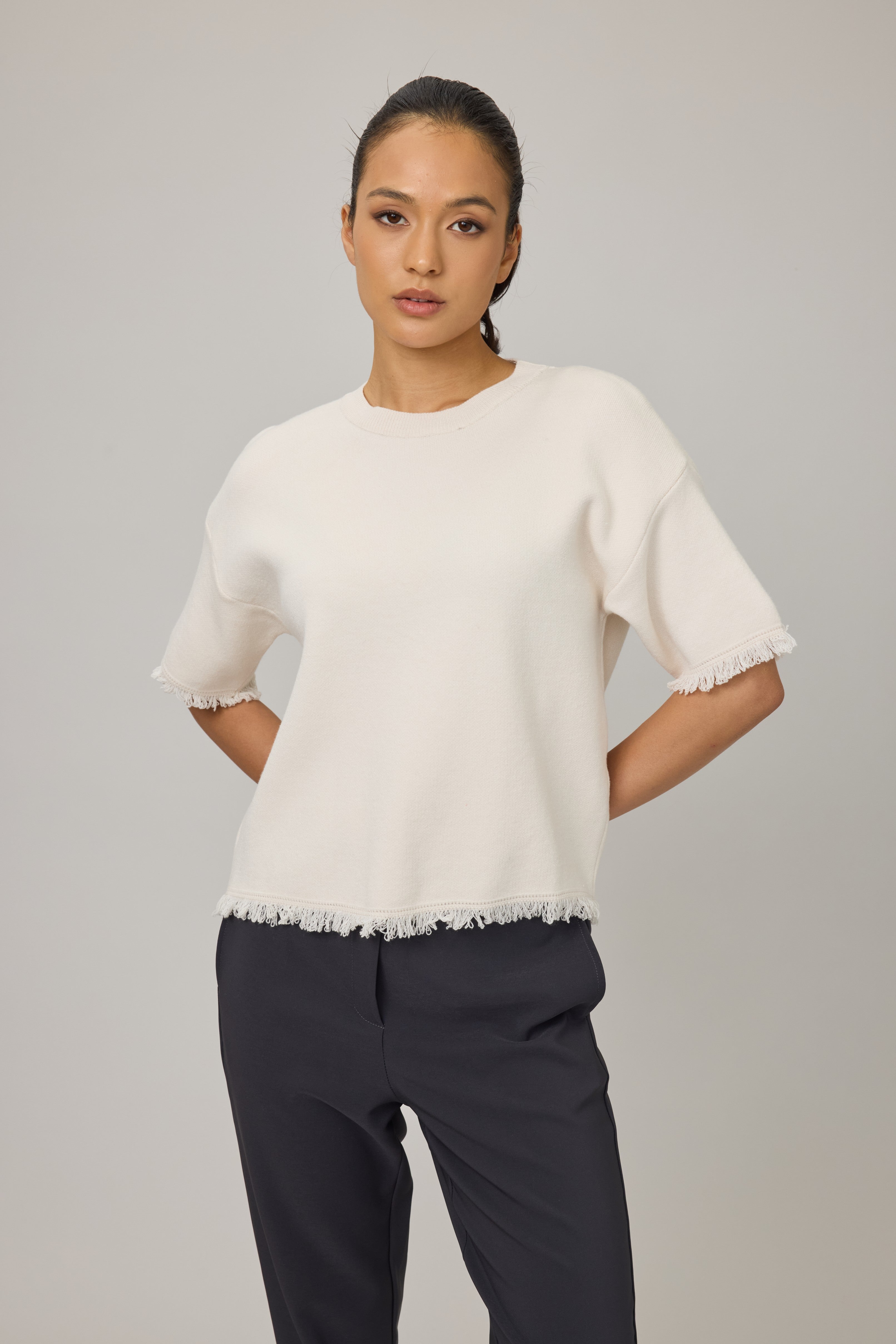 fringe detailed cream short sleeve sweater